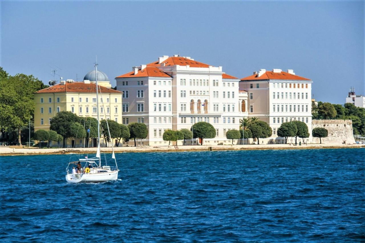 The Florens Residence Near The Beach With The Pool, Bbq And Kids Playground, Zadar Diklo Exteriér fotografie