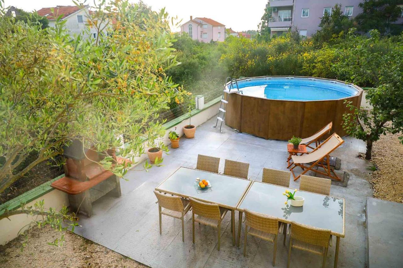 The Florens Residence Near The Beach With The Pool, Bbq And Kids Playground, Zadar Diklo Exteriér fotografie
