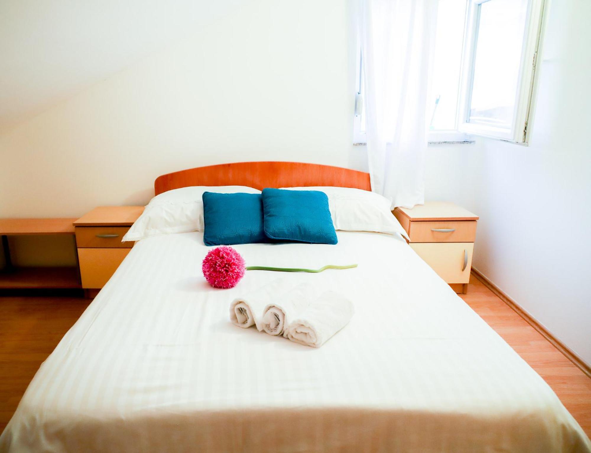 The Florens Residence Near The Beach With The Pool, Bbq And Kids Playground, Zadar Diklo Pokoj fotografie